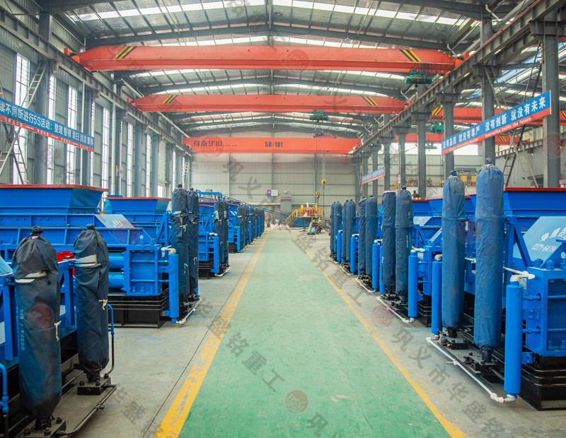 液壓對(duì)輥制砂機(jī)