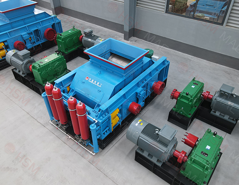 鉬礦破碎機車間實拍 