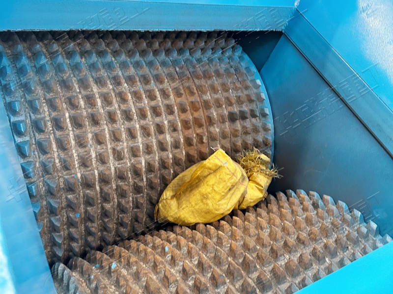 結塊物料破碎機 輥齒細節 結塊物料破碎機 輥齒細節